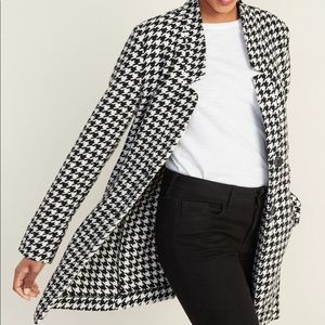 Black and White Houndstooth Coat